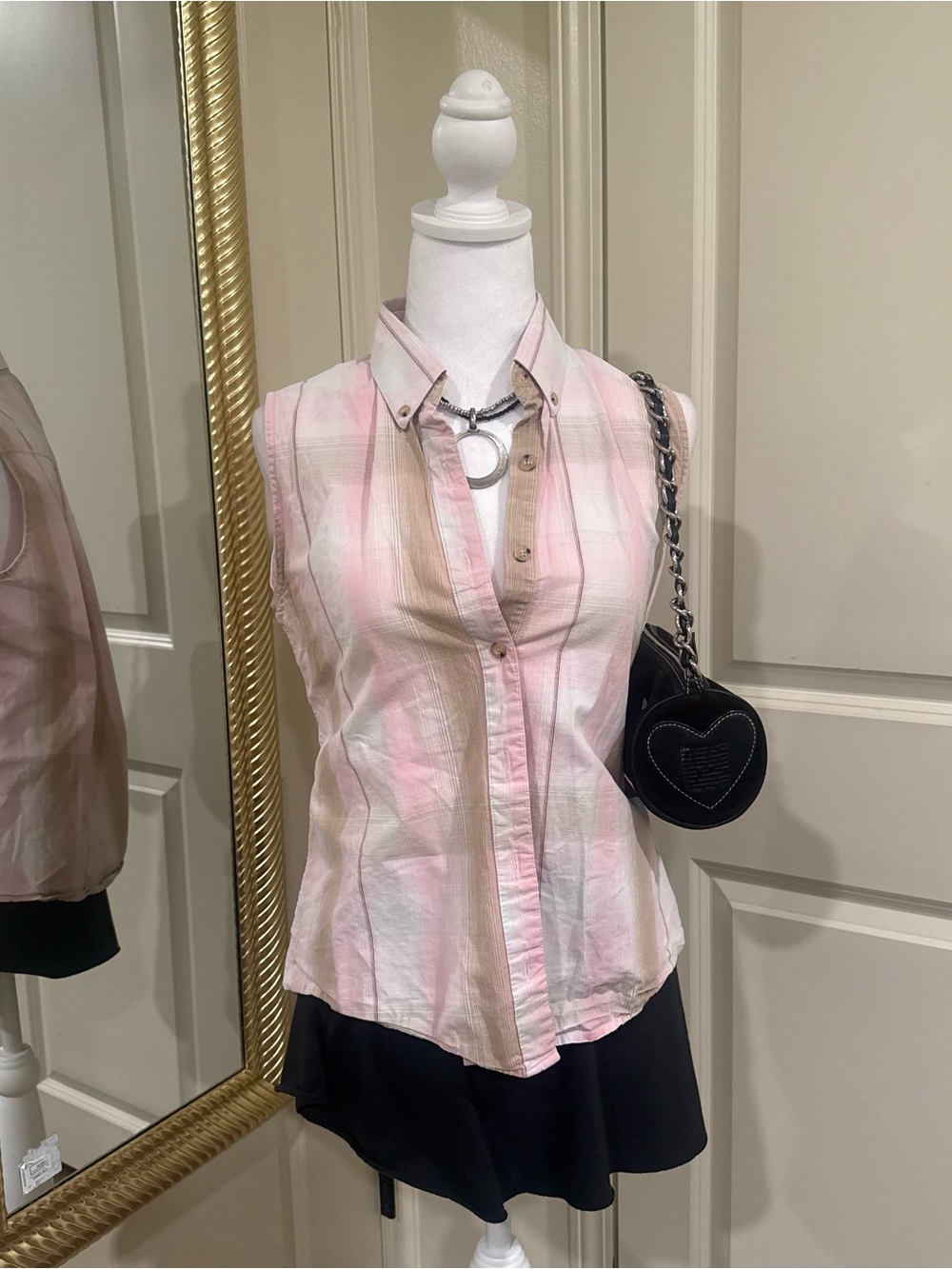Panhandle Slim Pink and Beige Plaid Sleeveless Button-Up Top